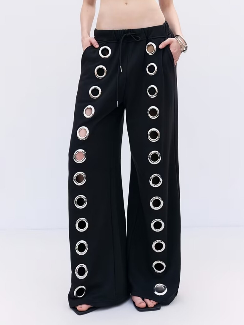 2026 Hot Item: Women's Metal Ring Wide-Leg Pants, 2026 New Trendy Ins-Style Loos